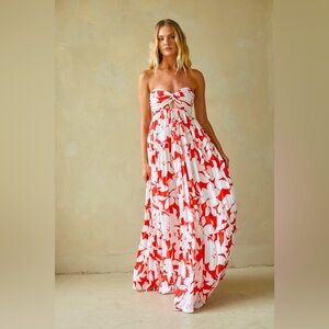 American Threads Lilo Strapless Maxi Dress in Red Floral, Size Medium